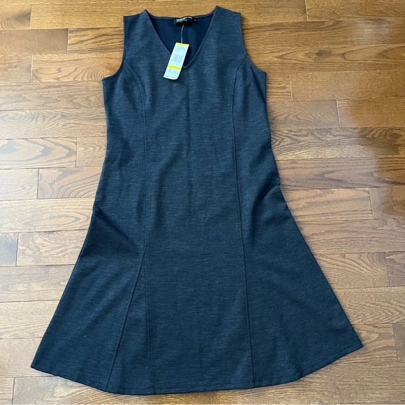 /Jones New York/ Sleeveless Dress (Medium) - Picture 1 of 8